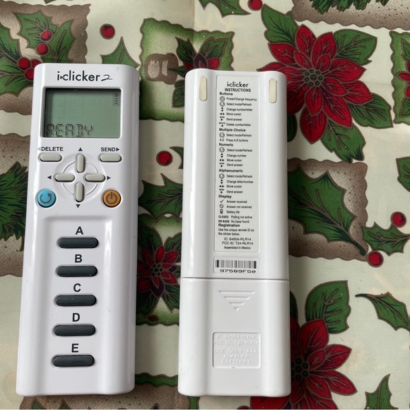 iClicker 2 Student Classroom Response System Remote Control White Used lot of 2 - Picture 4 of 5